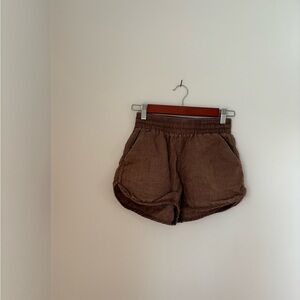 Beaton Linen running shorts